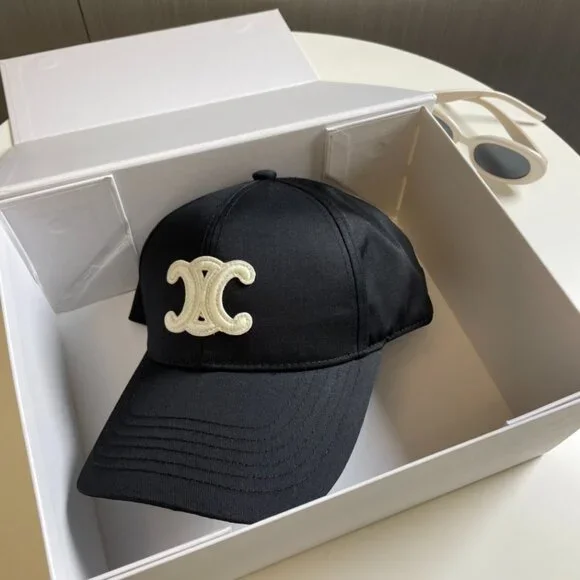 Celine Women's Baseball Cap Adjustable - Picture 8 of 8